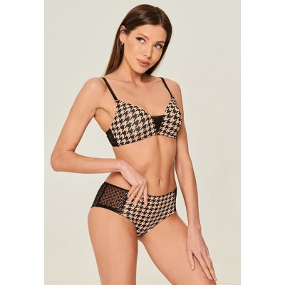 Бюстгальтер жен. Blizi набивка Padded Triangle bra